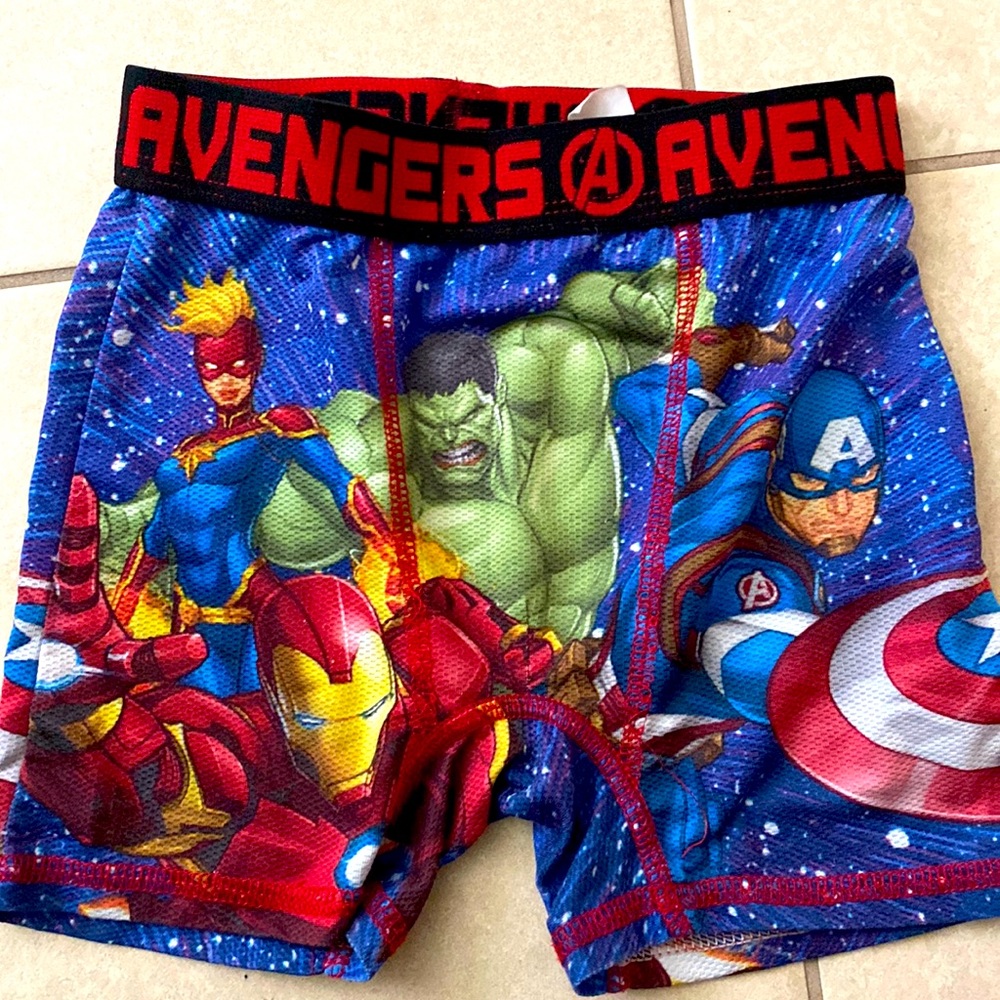 Avenger boys boxer brief. Size 4
